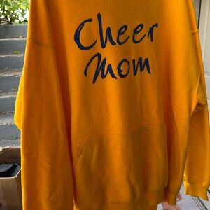 Gildan hoodie “Cheer Mom”